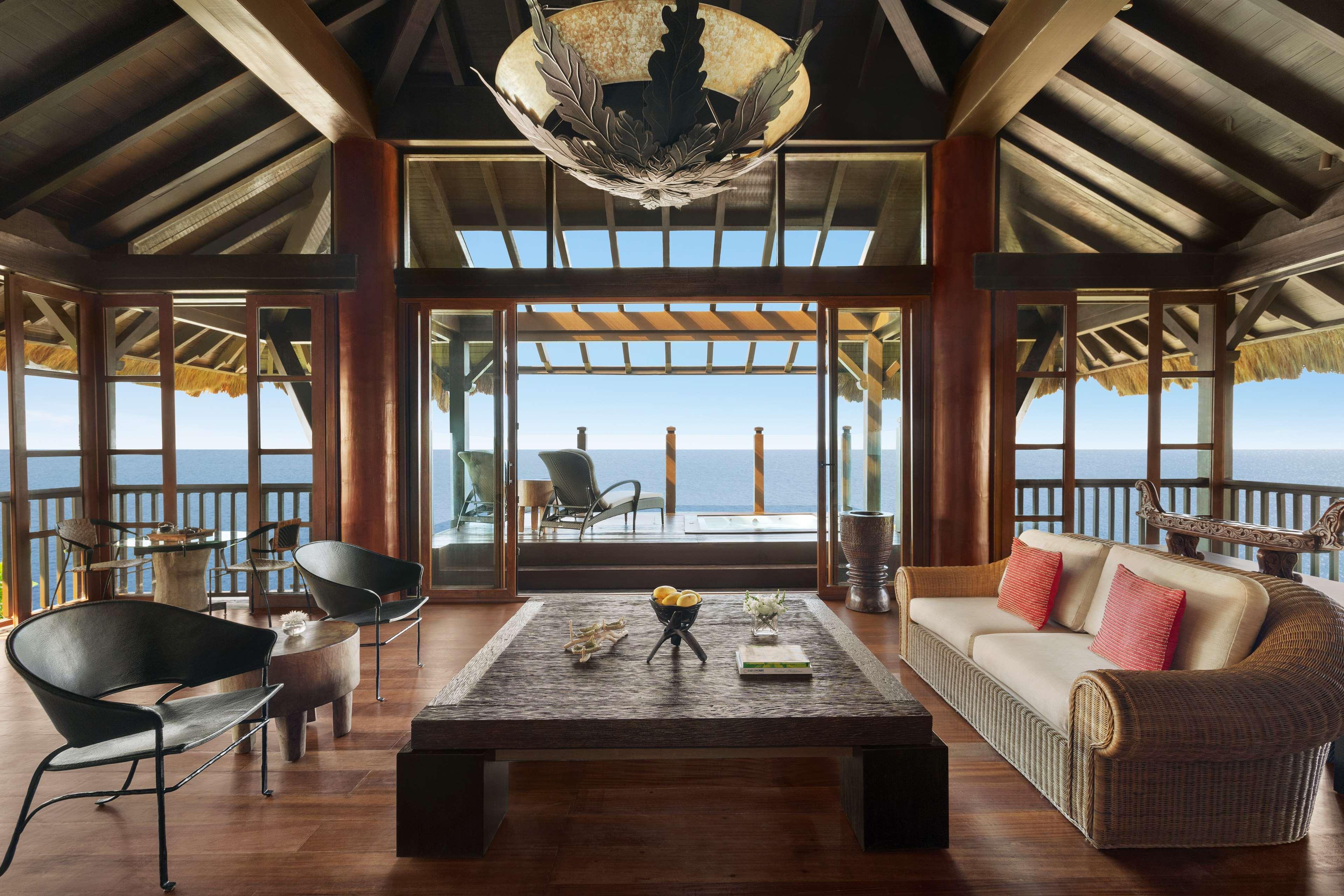 Shangri-La Boracay Exterior photo The interior of a villa at the resort